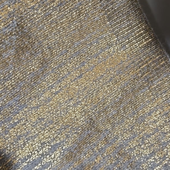 Retro Woolblend Gray and Metallic Gold Tuque - Picture 4 of 4